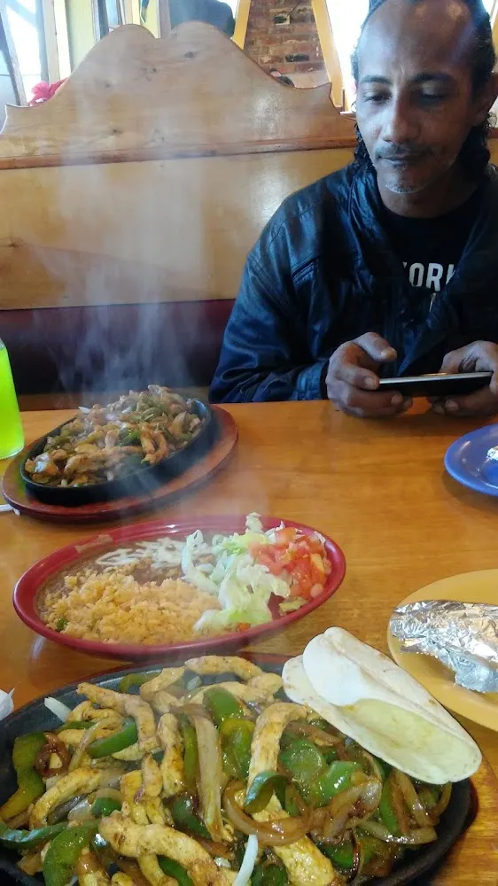 Chicken and Beef Fajitas Platter for 2